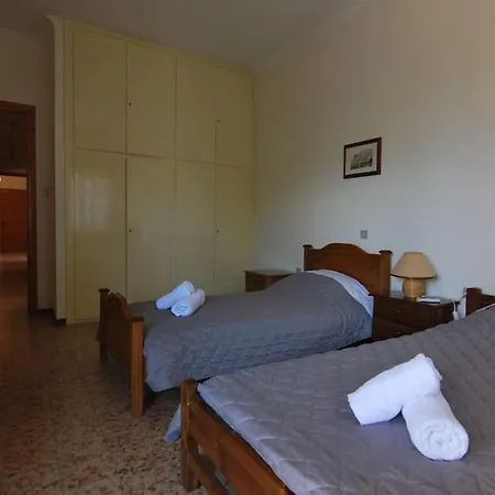 Remno Apartment Metaxata